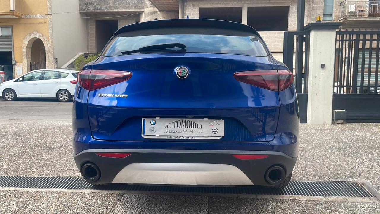 Alfa Romeo Stelvio 2.2 Turbodiesel 160 CV AT8 RWD Sprint
