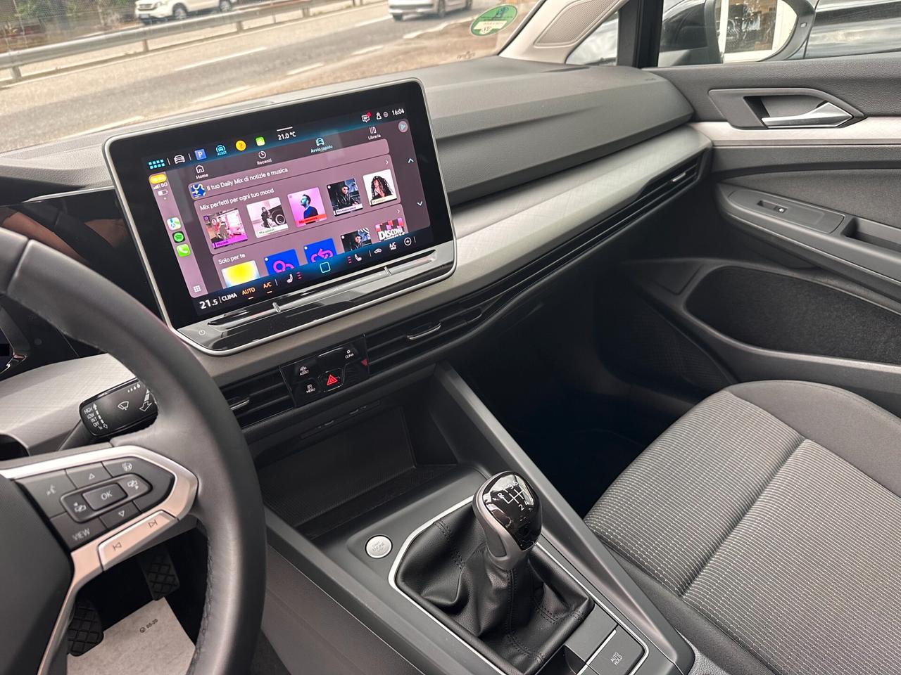 Volkswagen Golf RESTYLING 8.5 - 2.0 tdi 115cv. 5 anni di Garanzia