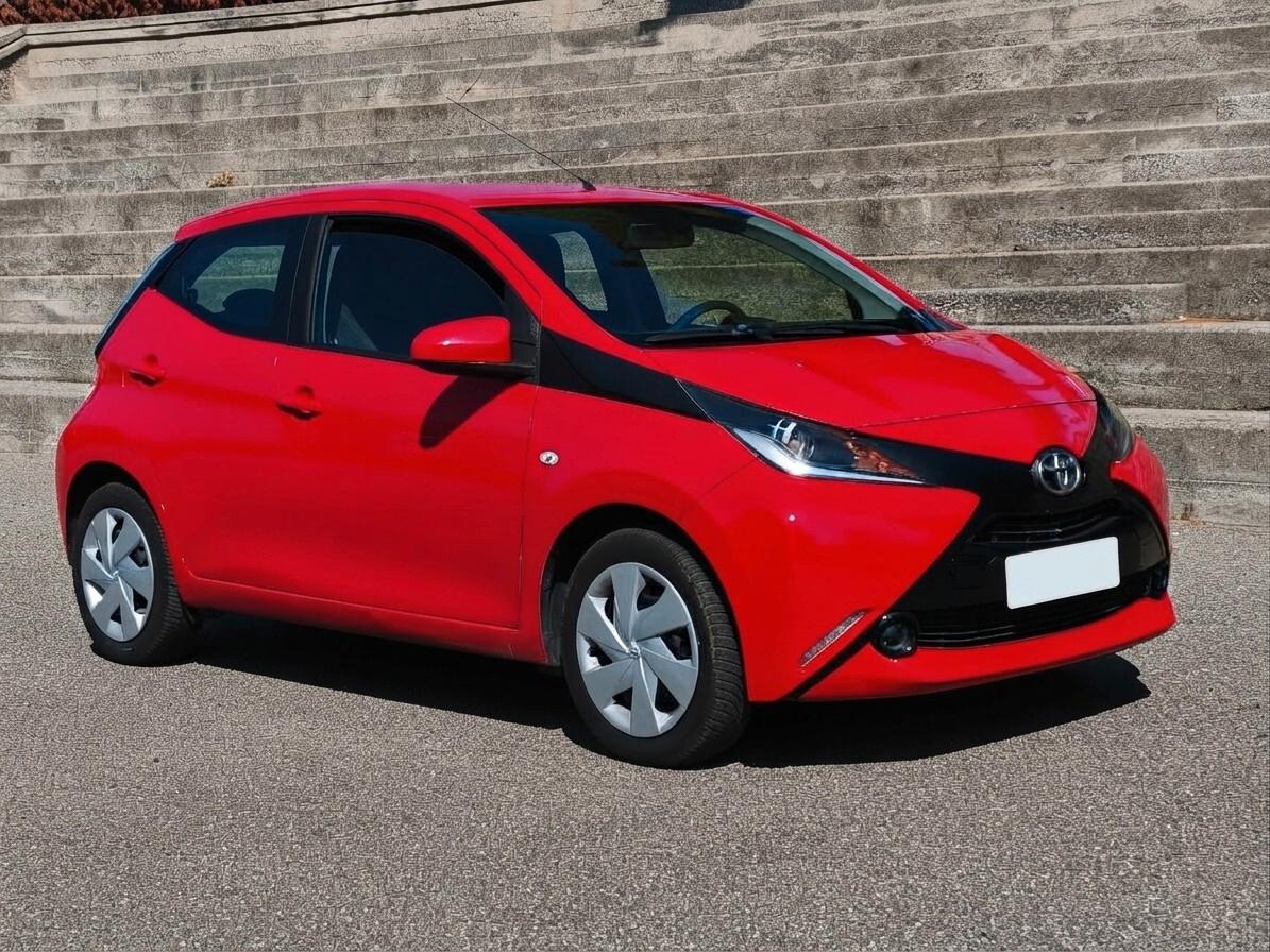 Toyota Aygo X 1.0 VVT-i 72 CV 5 porte Trend Air