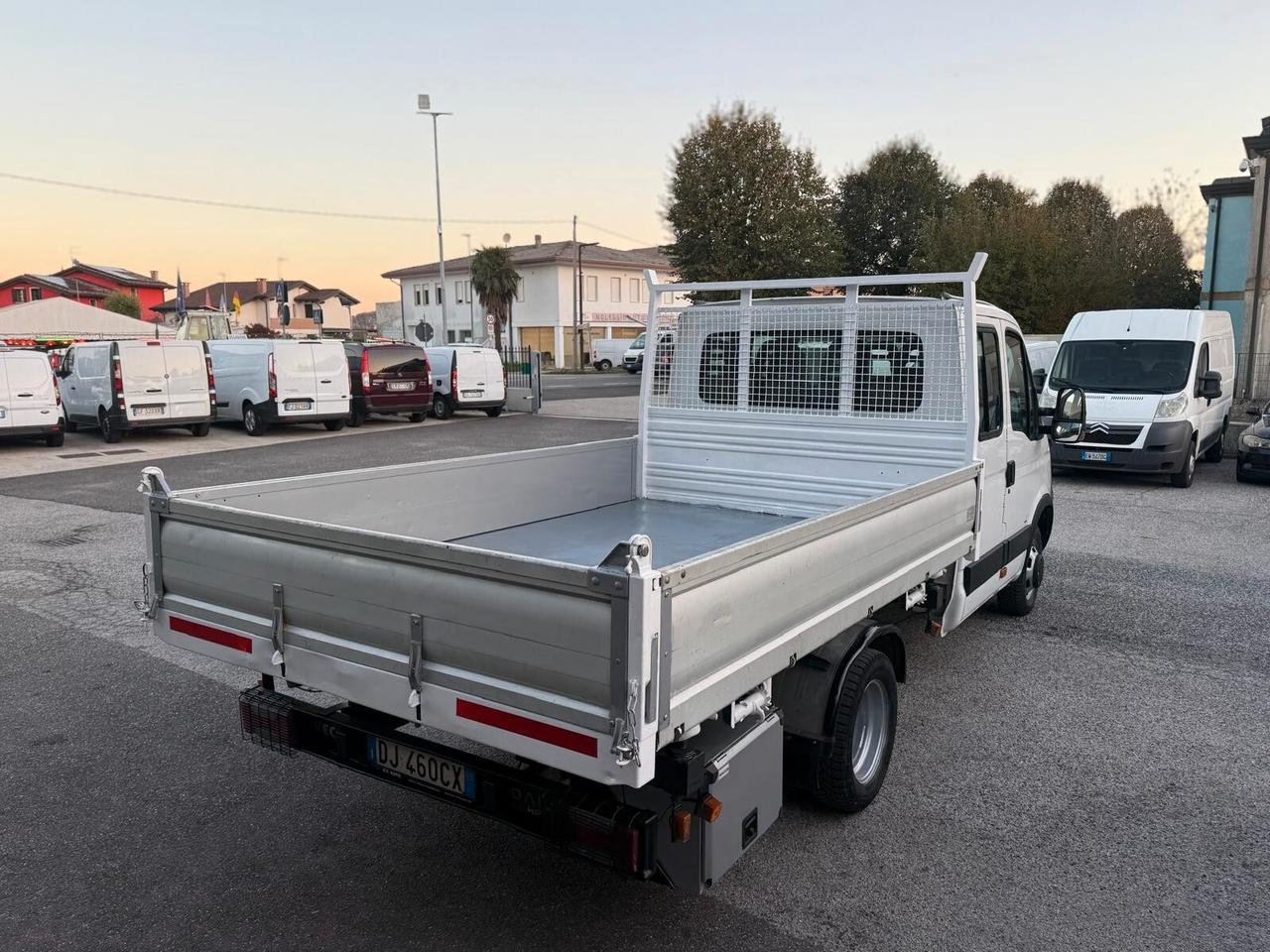 IVECO DAILY 35C 15 RIBALTABILE TRILATERALE