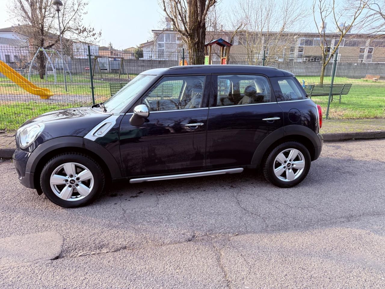 Mini Countryman 2.0 D Automatica-EURO 6 OK PERMUTE