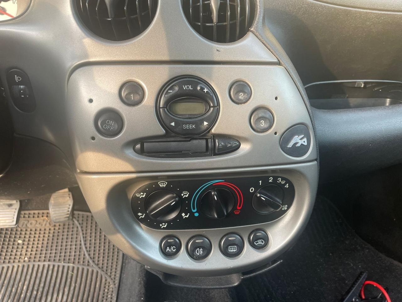 Ford Ka 1.2 70cv Solo 105000 km