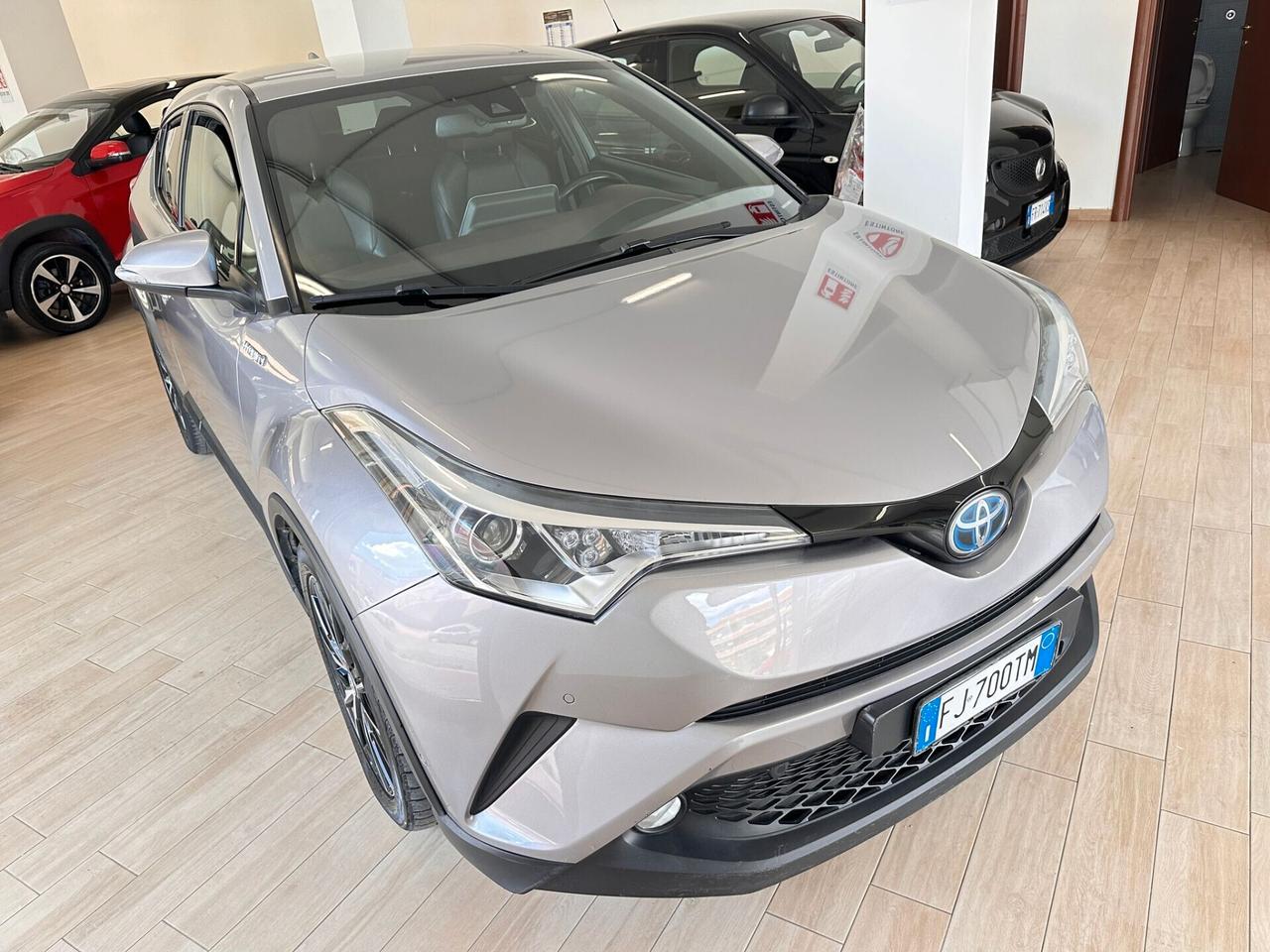 Toyota C-HR 1.8 Hybrid E-CVT Lounge