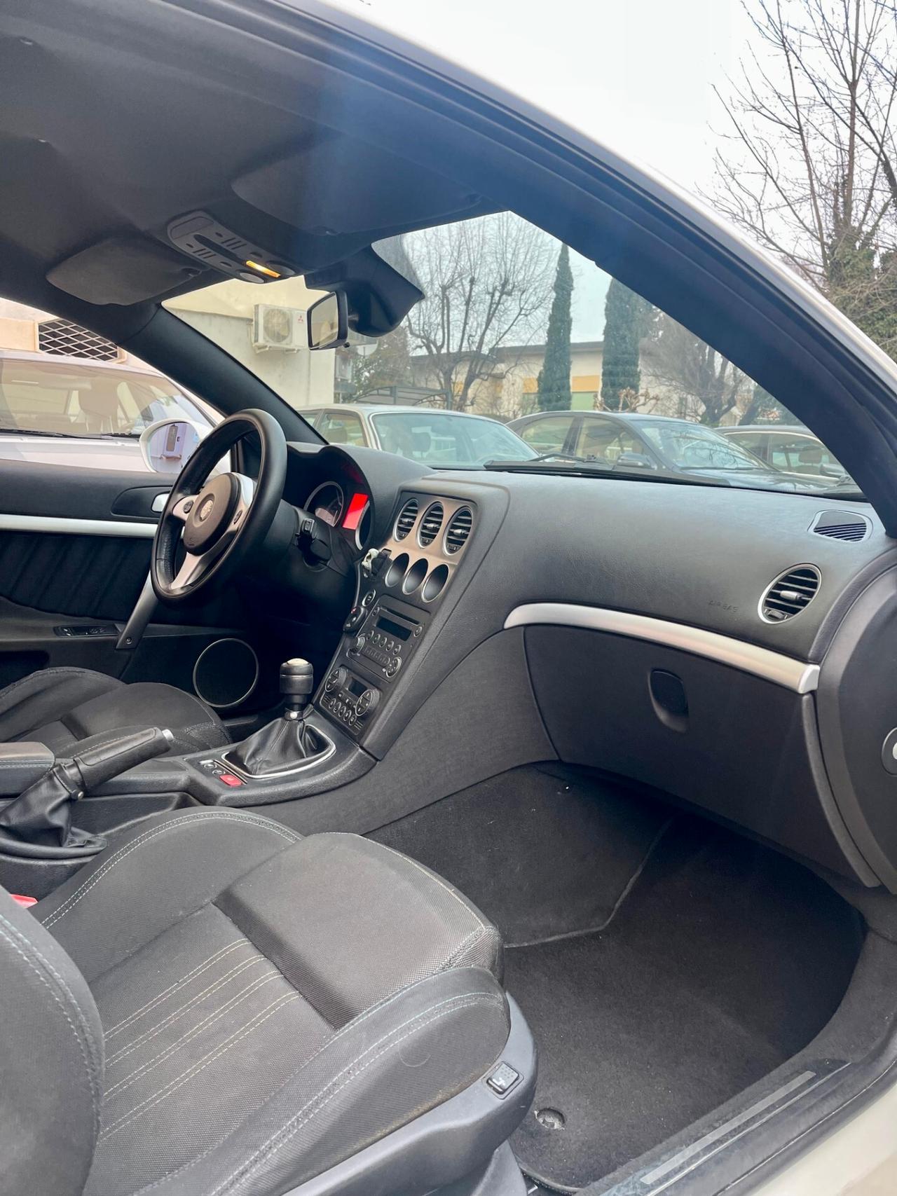 Alfa Romeo Brera 2.4 JTDm 20V 210CV