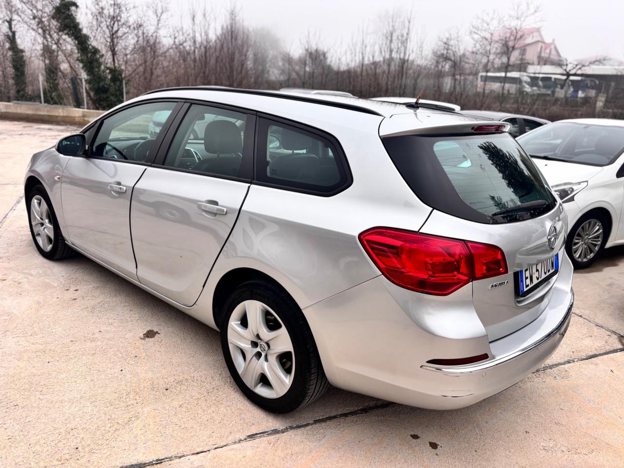 Opel Astra 1.4 Turbo 140CV Sports Tourer GPL Tech Cosmo