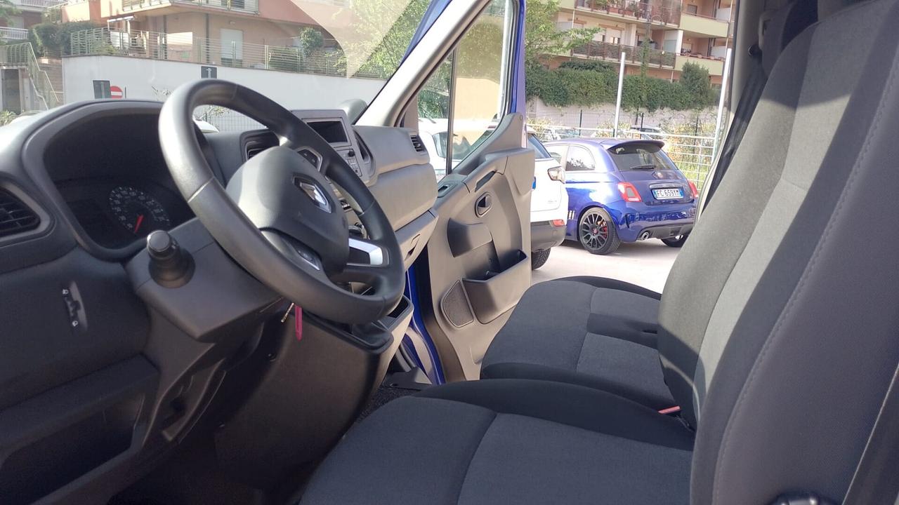RENAULT MASTER FG TA L1 H2 T33 dCi 135 ICE 3 Posti