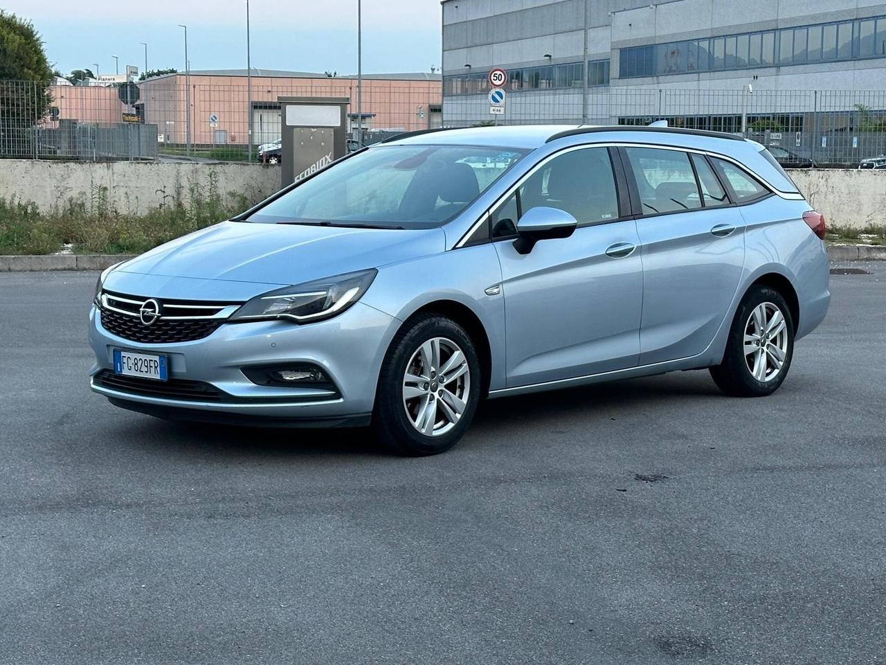 Opel Astra 1.5 Turbo Diesel 130 CV AT8 Edition