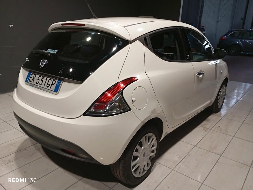 Lancia Ypsilon del 2013 BENZINA / GPL FINO 2033
