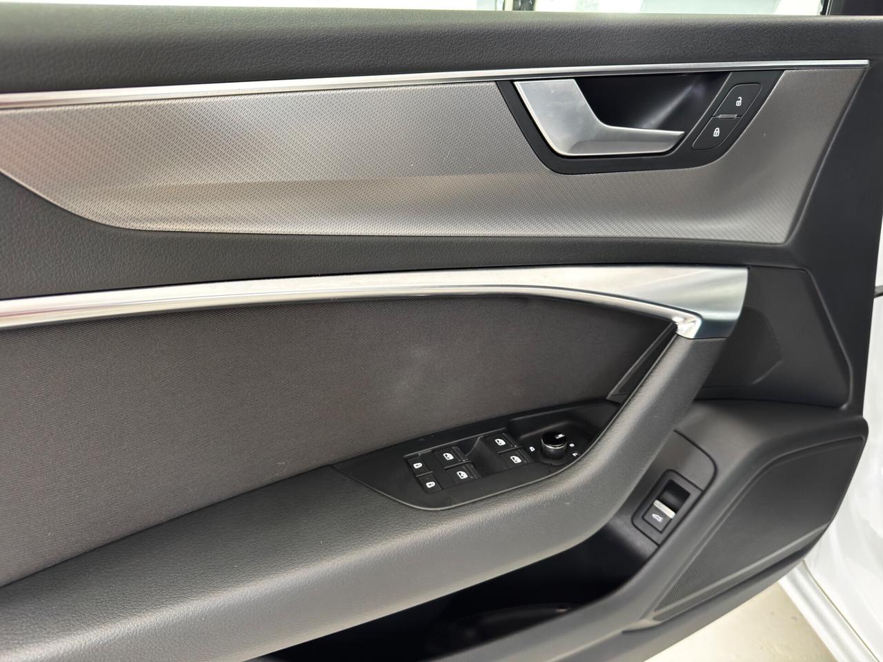 Audi A6 Avant 40 2.0 TDI quattro ultra S tronic Business Sport