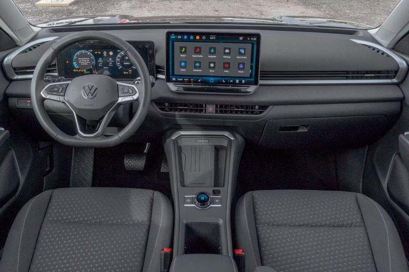 Volkswagen T-Roc 1.5 eTSI Life DSG NAVI LED CAMERA 2026