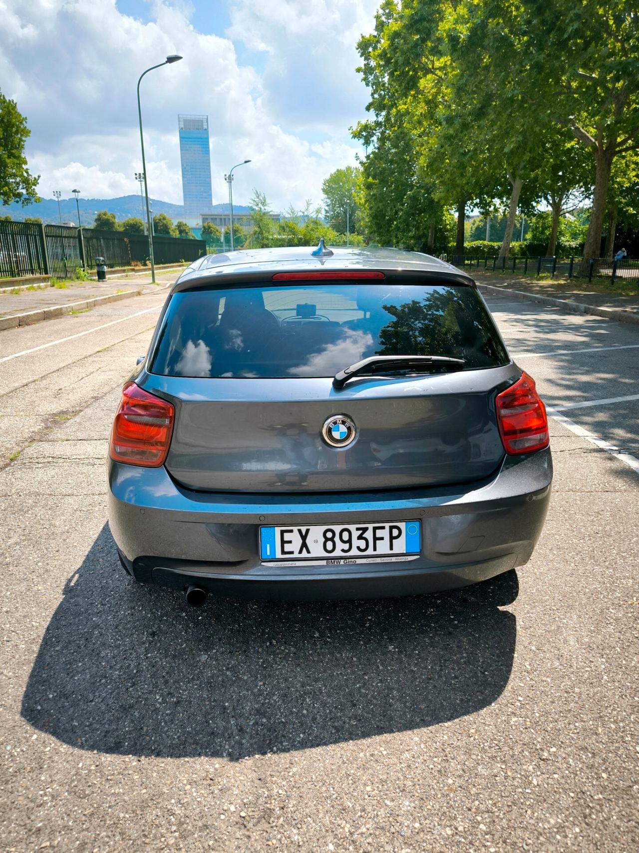 Bmw 116i 5p con 86000 KM ORIGINALI