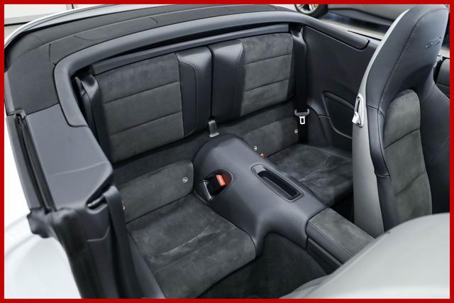 PORSCHE 991 3.8 Carrera 4 GTS Cabriolet