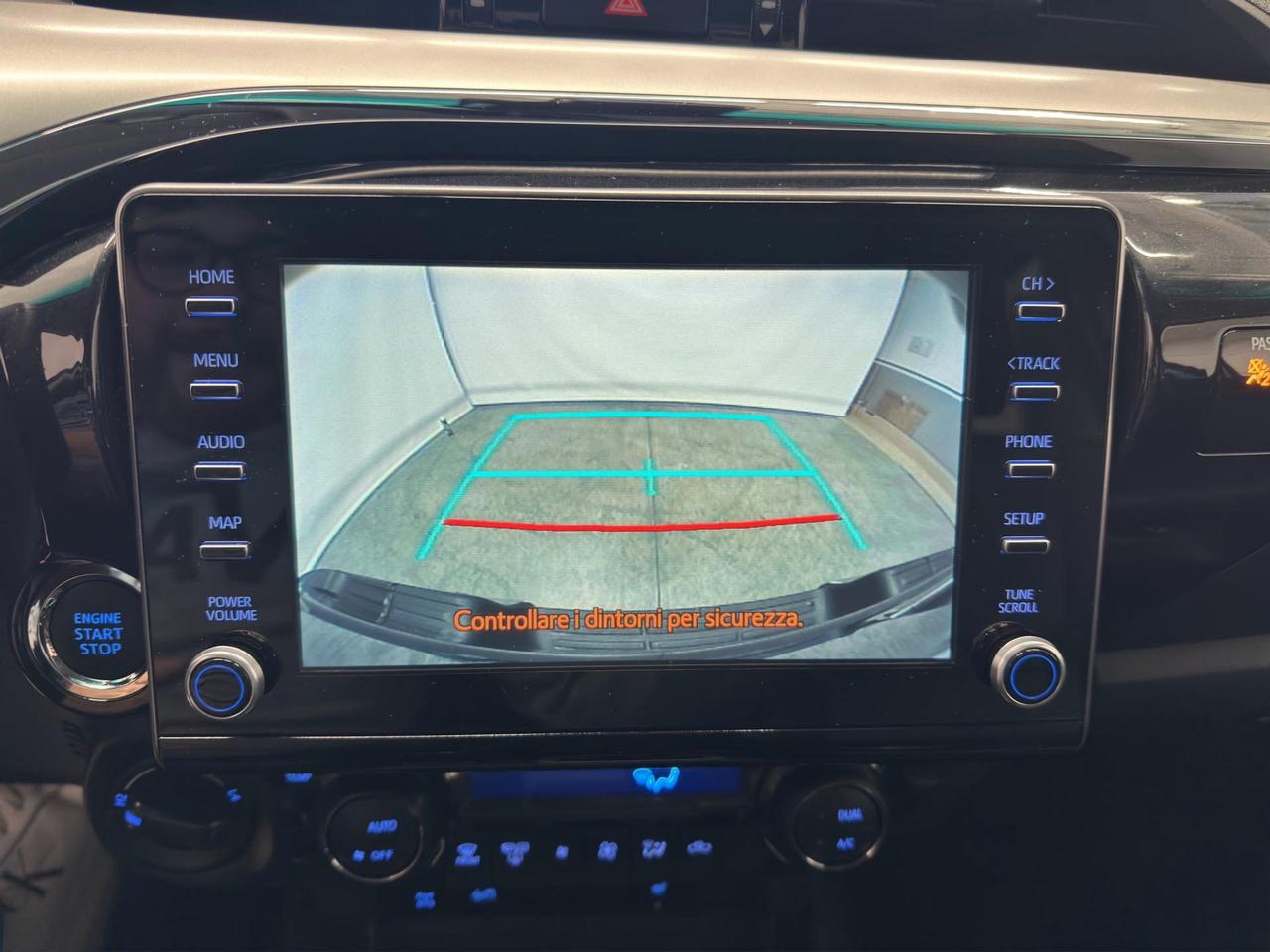 Toyota Hilux 2.8 d double cab Executive 4wd auto