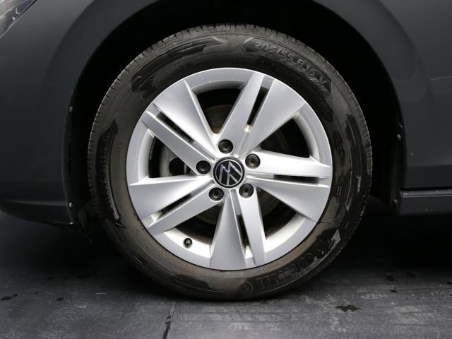 VOLKSWAGEN Golf 1.0 eTSI EVO DSG Life