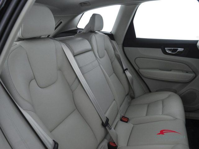 VOLVO XC60 D4 AWD Geartronic Inscription