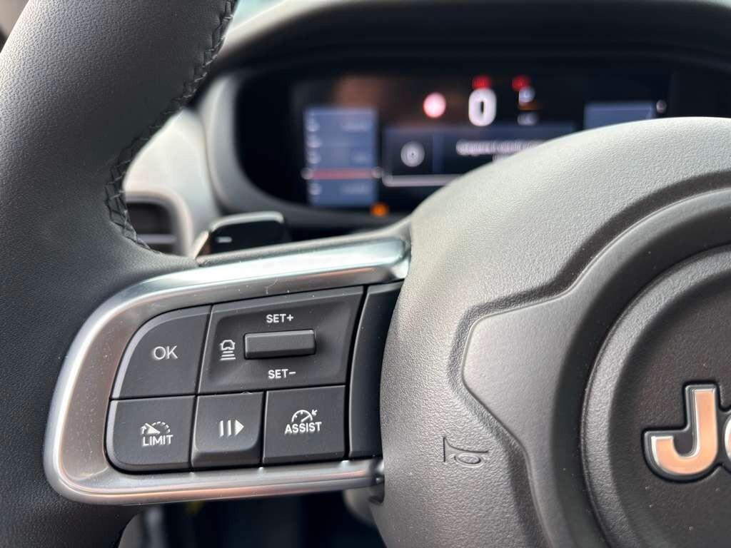 Jeep Avenger 1.2 Turbo 100 CV MHEV Altitude KM 0 IVA ESPOSTA Tua a soli 245 Euro al mese