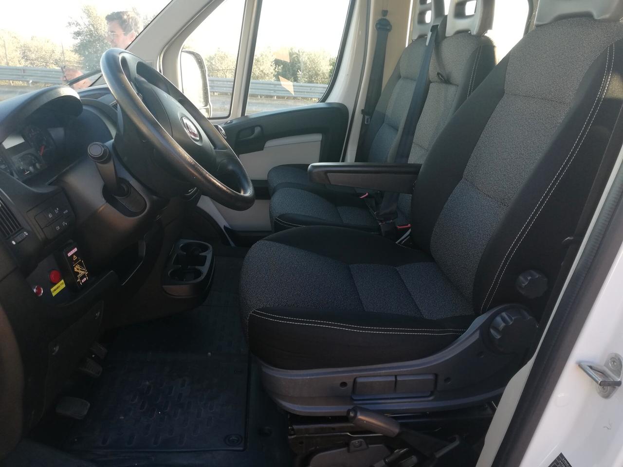 Fiat Ducato con gru mobile