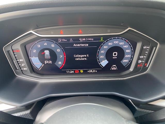 Audi A1 Citycarver 1.0 Identity Contrast 110cv s-tronic Occasione!