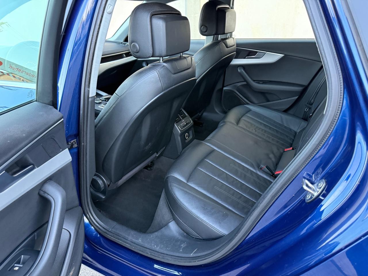 Audi A4 3.0 TDI S tronic Quattro Sport