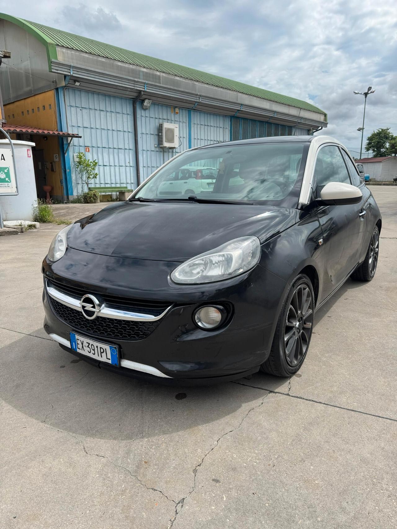 Opel Adam 1.4 87 CV GPL anno 2015