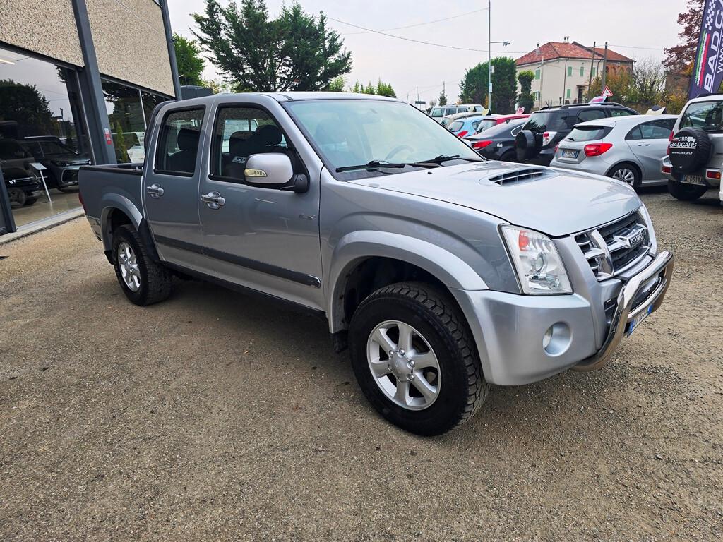 Isuzu D-Max 3.0 TDI 163CV CREW CAB "LS"
