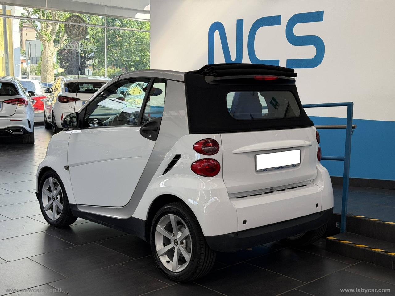 SMART fortwo 1000 62 kW cabrio pulse NEOPATENTATI