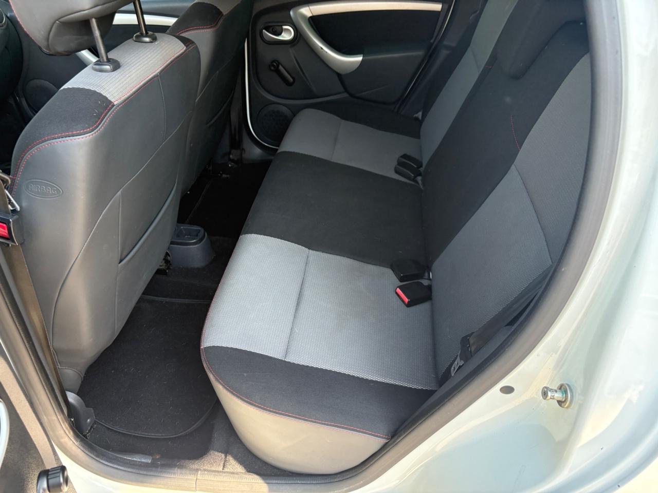 Dacia Duster 1.6 GPL 105CV
