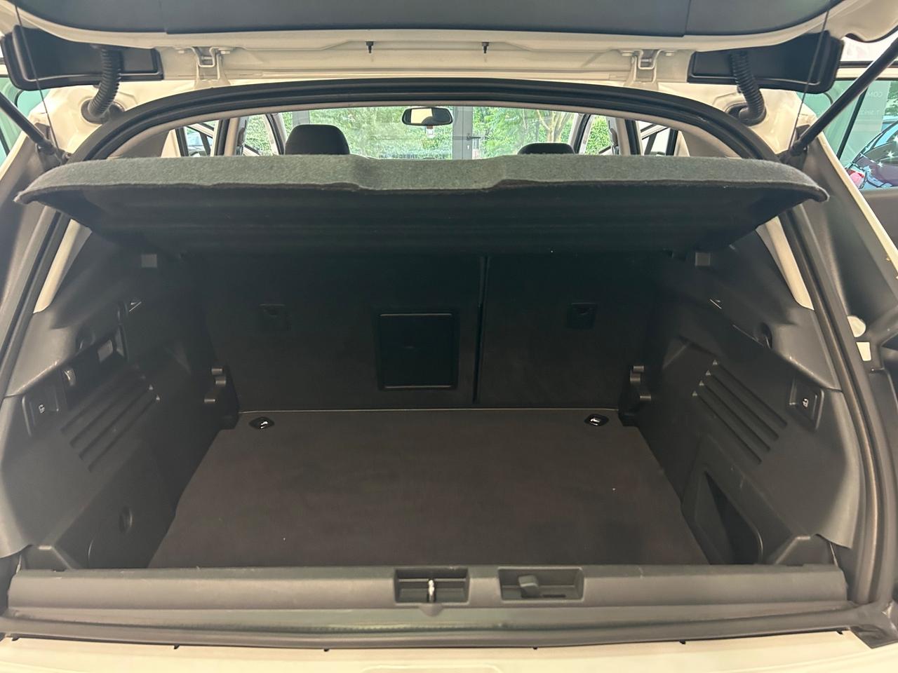 Peugeot 3008 1.6HDi 84 kw 2013 cambio aut.