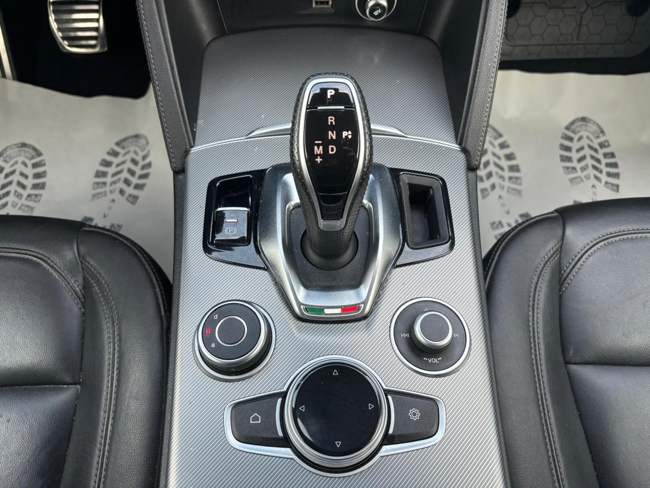 Alfa Romeo Stelvio 2.2 Turbodiesel 190 CV AT8 Q4 Sprint
