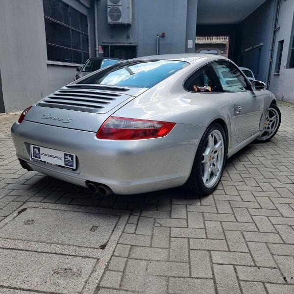 Porsche 911 Coupe 3.8 Carrera S
