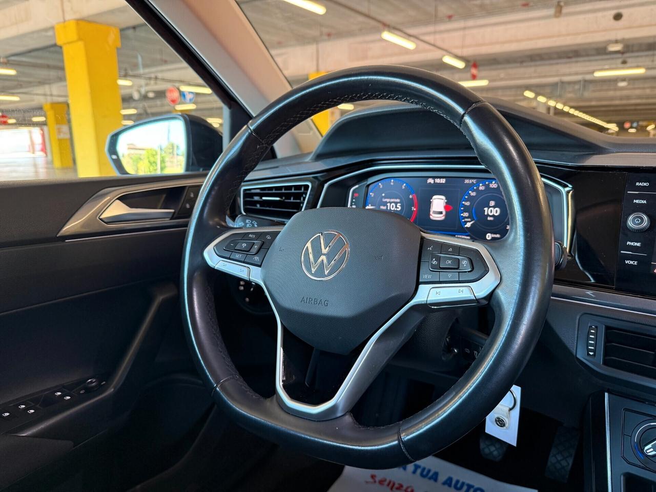 Volkswagen Polo 1.0 TSI Style 2022 - 57.000 km Certificati - Garanzia 12 Mesi - Aprilia