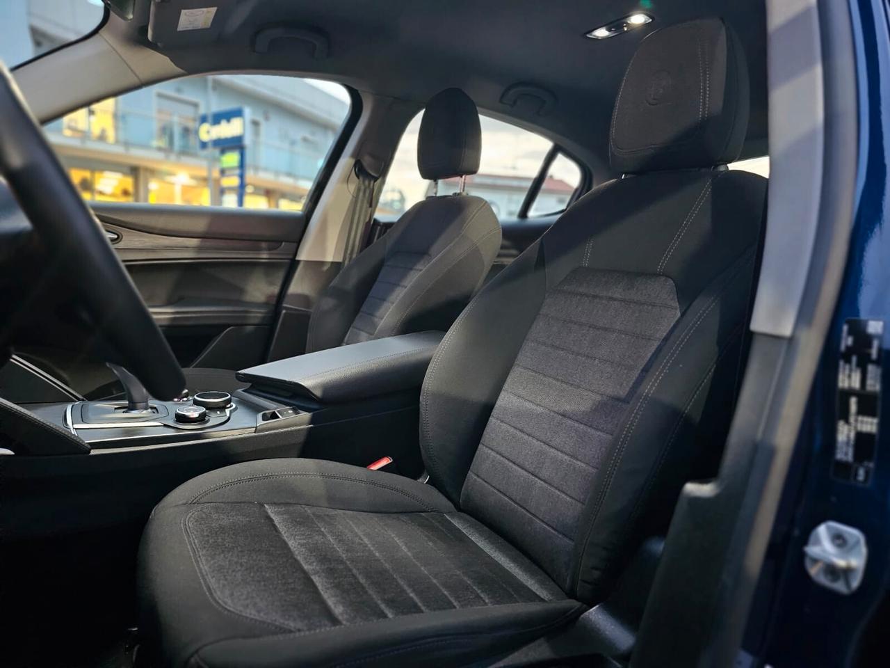 Alfa Romeo Stelvio 2.2 Turbodiesel 180 CV AT8 Q4 Business