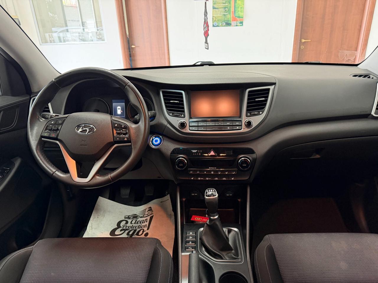 Hyundai Tucson 1.7 CRDi XPossible OK NEOPATENTATI E6