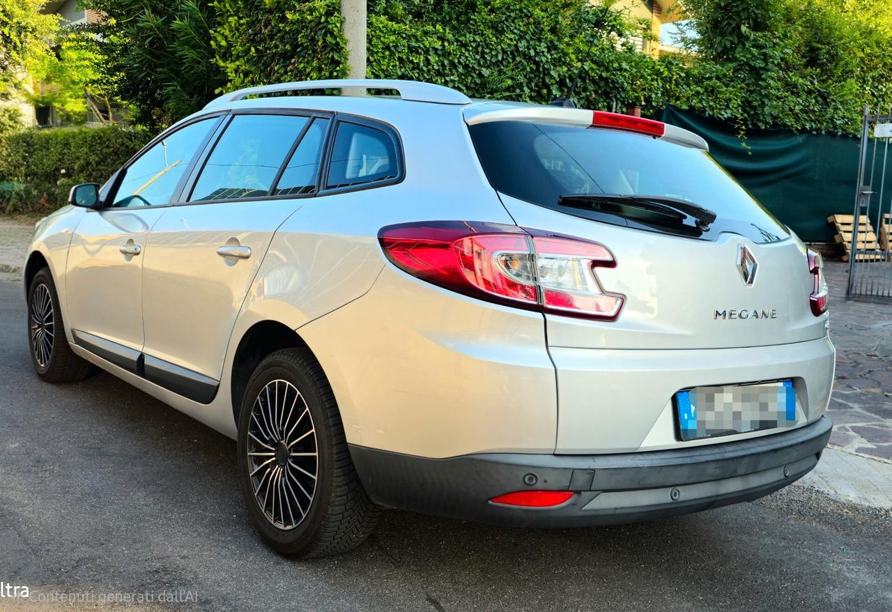 Renaul Megane Sportour full optional garantita 12 mesi