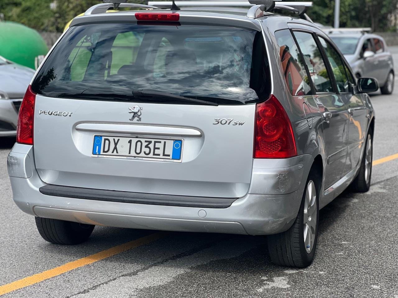Peugeot 307 1.6 16V HDi FAP 90CV Station D-Sign 7 posti