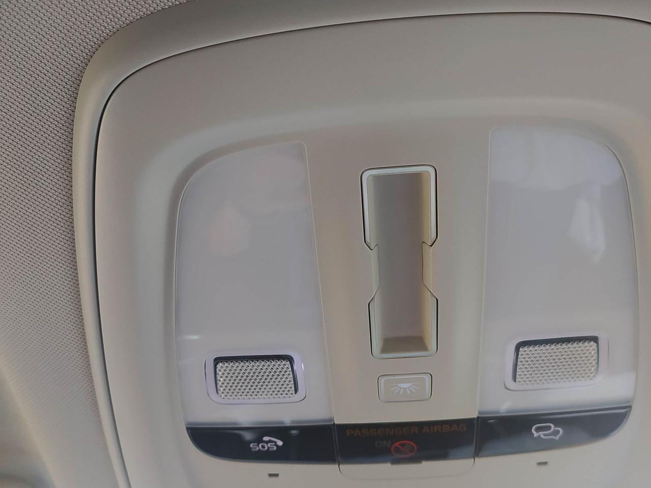 Volvo XC 60 2.0 T6 Recharge PHEV Ultimate Dark