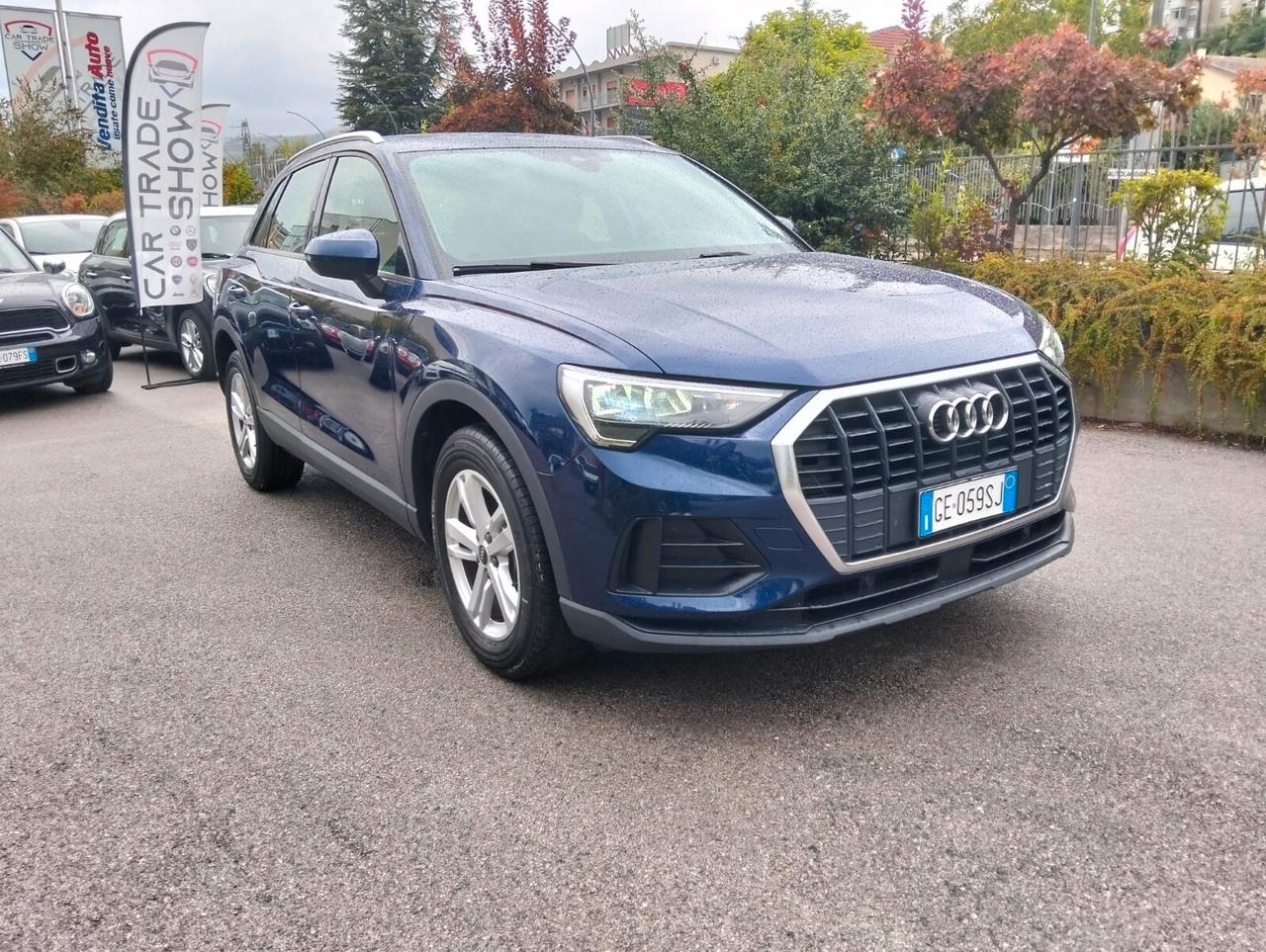 Audi Q3 35 TDI S tronic Business