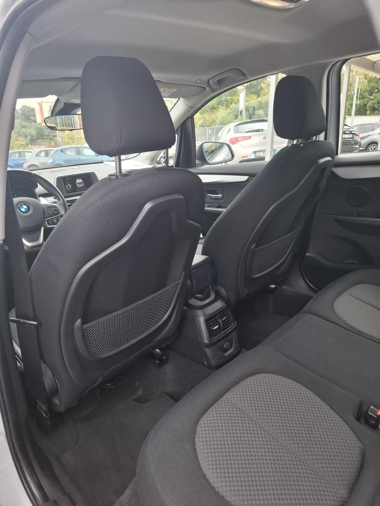 Bmw 2er Active Tourer 218d Advantage - 2015