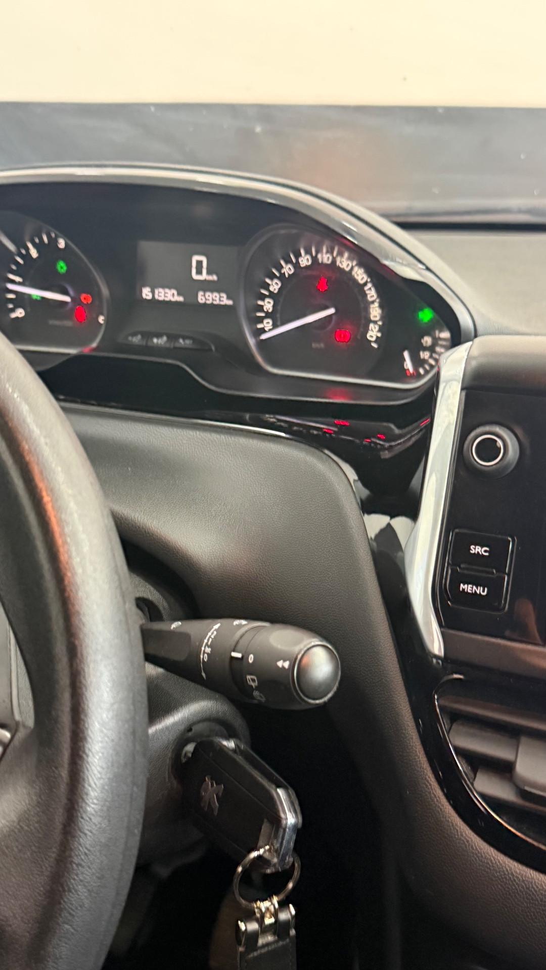 Peugeot 208 BlueHDi 75 5 porte Allure