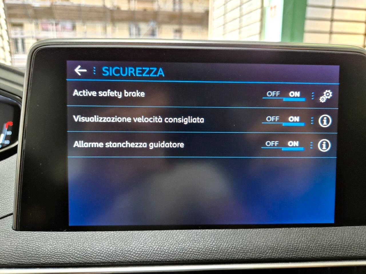 Peugeot 3008 Allure 1.2 Full Optional 130cv
