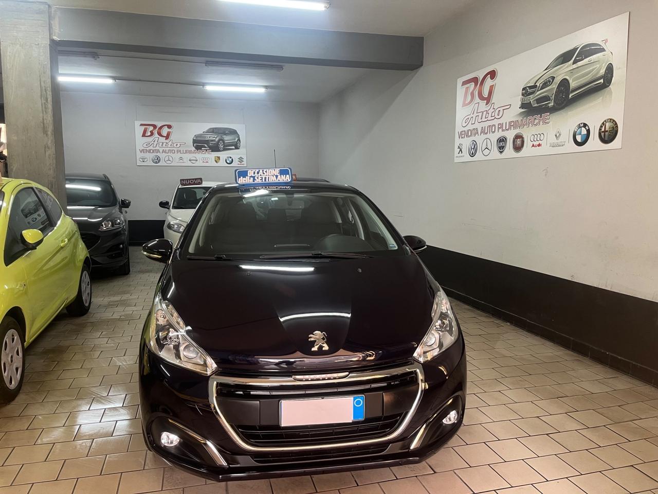 Peugeot 208 1.2 benzina Allure tagliandata 2017