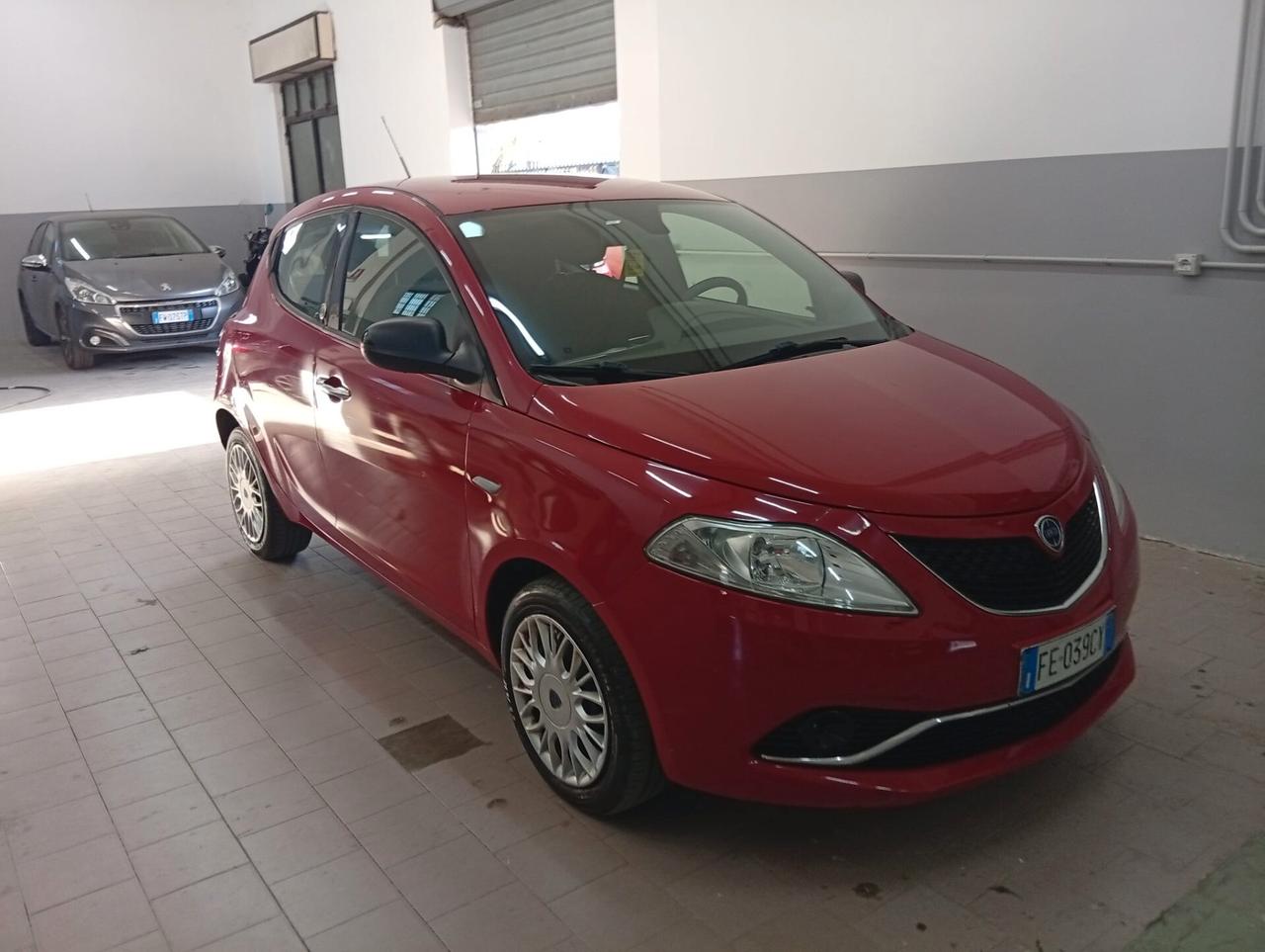 Lancia Ypsilon ecochic GPL GAS 2016