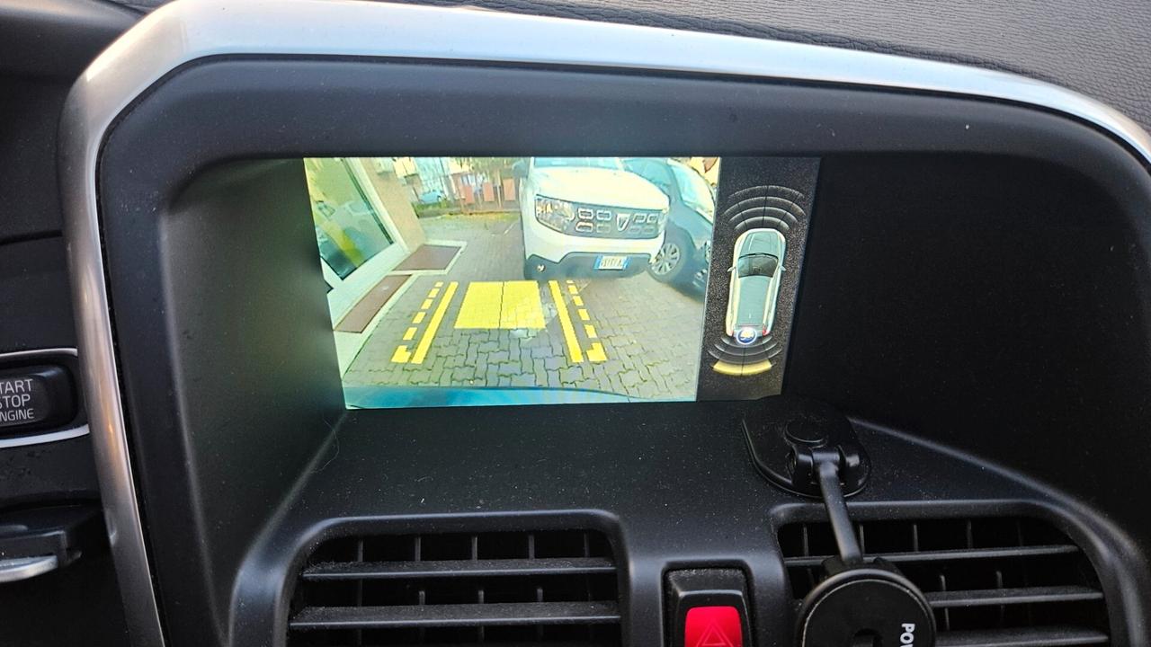 Volvo XC 60 2.4 d4 awd 181cv geartronic NAVY-CAM-SED.RISC