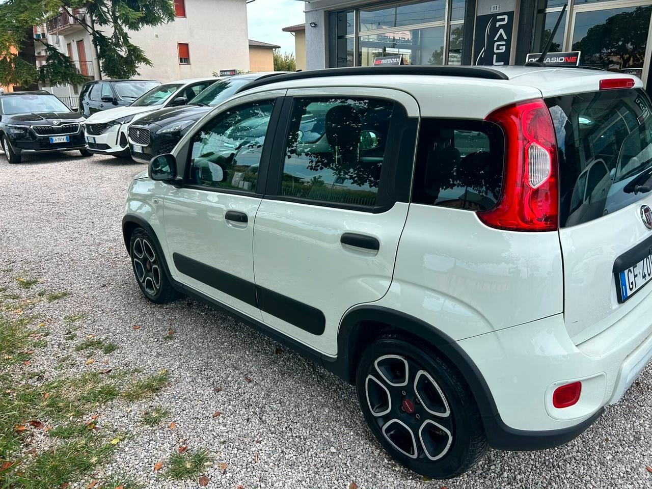 Fiat Panda 1.0 FireFly S&S Hybrid City Cross