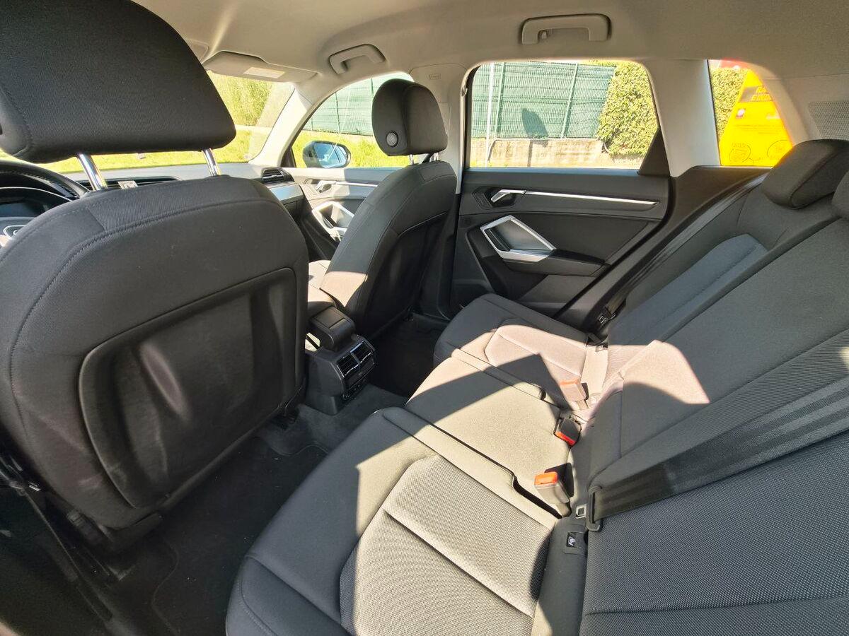 Audi Q3 35 2.0 tdi Business Advanced s-tronic