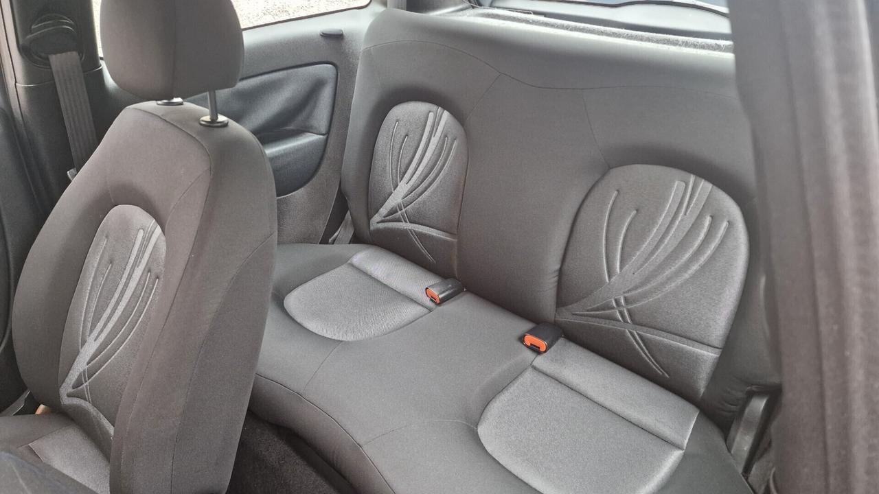 Lancia Ypsilon 1.2 benzina (Km 55 mila) anno 2011