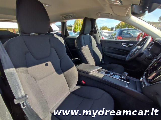VOLVO XC60 B4 (d) automatico Core