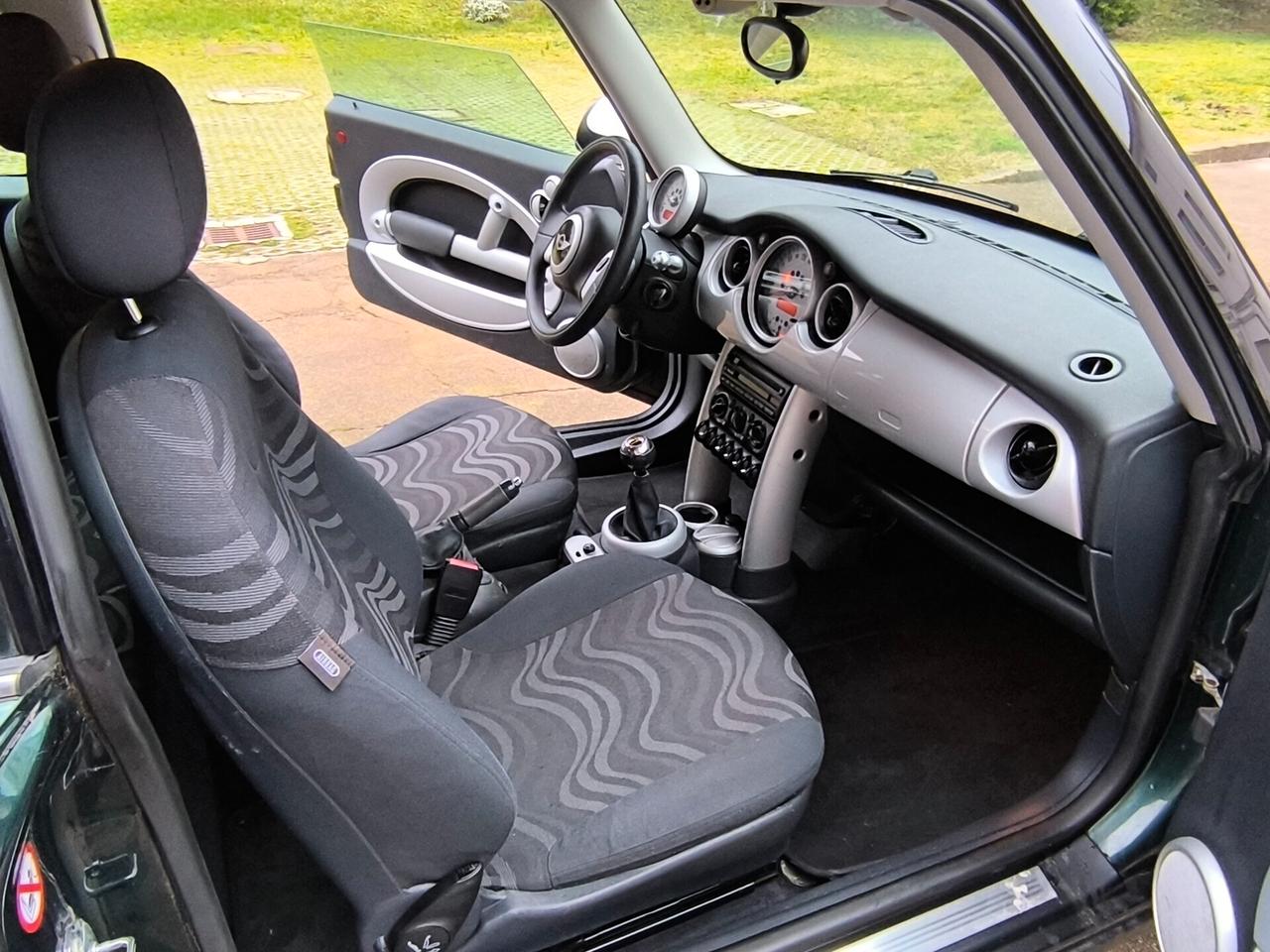 Mini 1.6 16V One de luxe