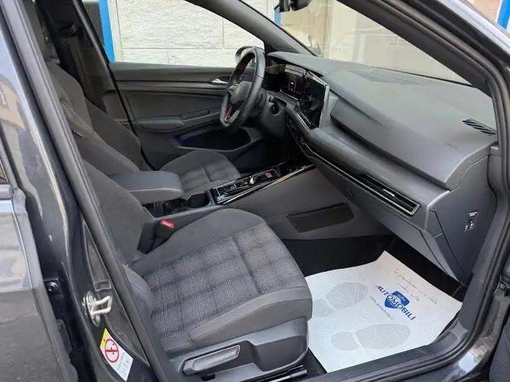 Volkswagen Golf GTI 2.0 TSI DSG PERFORMANCE