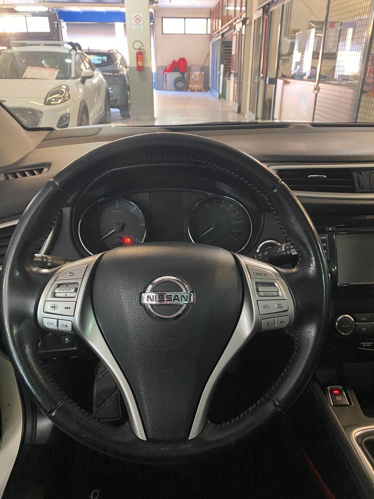 Nissan Qashqai 1.5 dCi N-Connecta